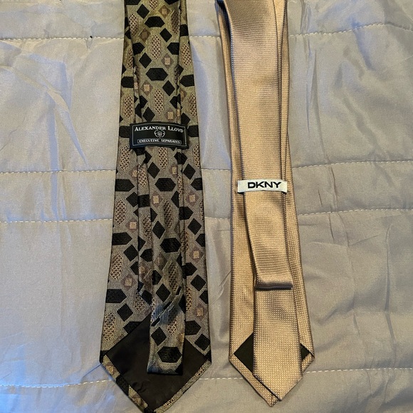 Men’s neck ties - Picture 2 of 2